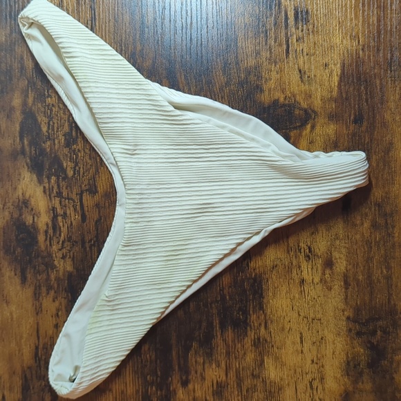 L*Space Pointelle Rib Winnie Top and Bitsy Bottom - Picture 5 of 5